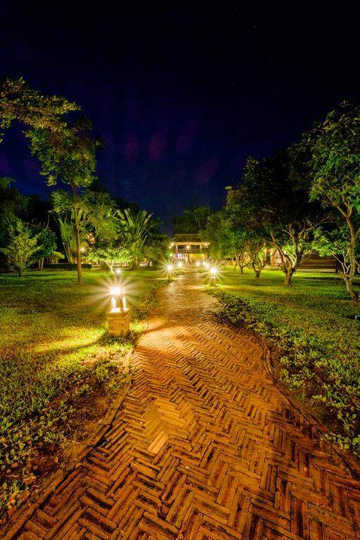 Banyen Villa San Sai Luaran gambar