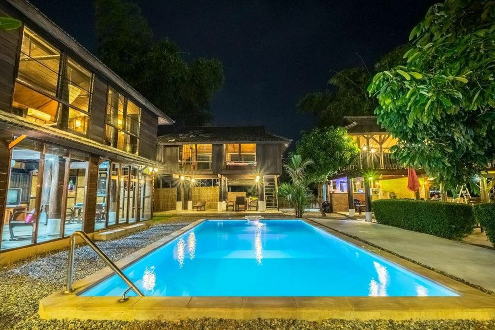 Banyen Villa San Sai Luaran gambar